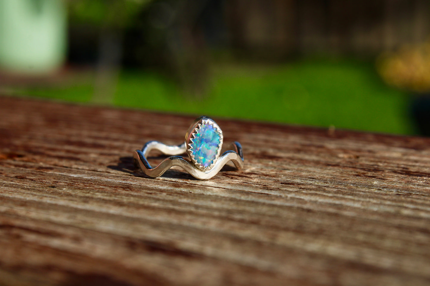 TRUST THE WAVES RING #4 SIZE 7.25