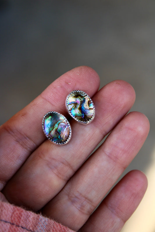 ABALONE CRYSTAL DOUBLET STUDS